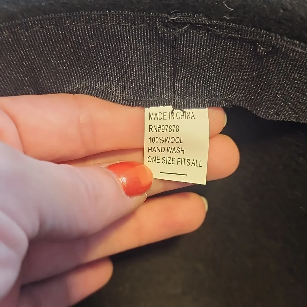 Wool Hat - Picture 2 of 3